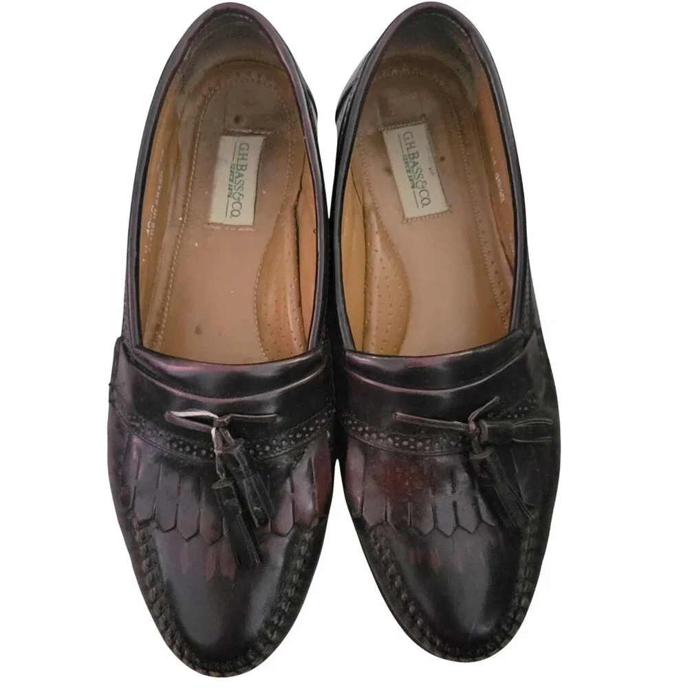G.H. Bass & Co. men's Black Leather Loafers With Tassels Size 10.5 Made In Brazi